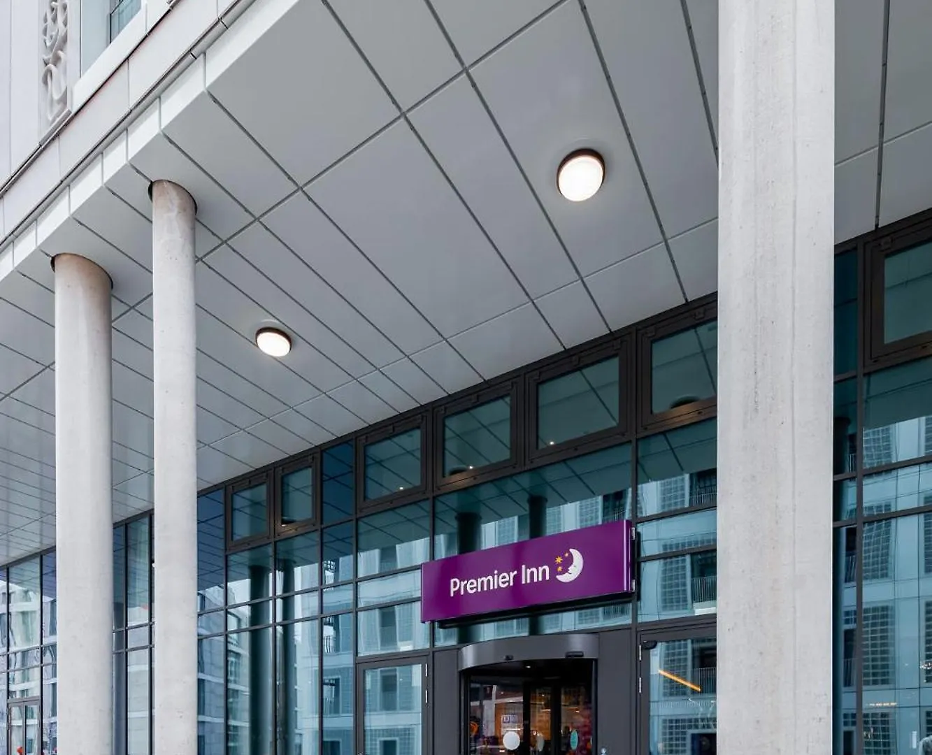 *** Hotel Premier Inn Stuttgart City Europaviertel Germania